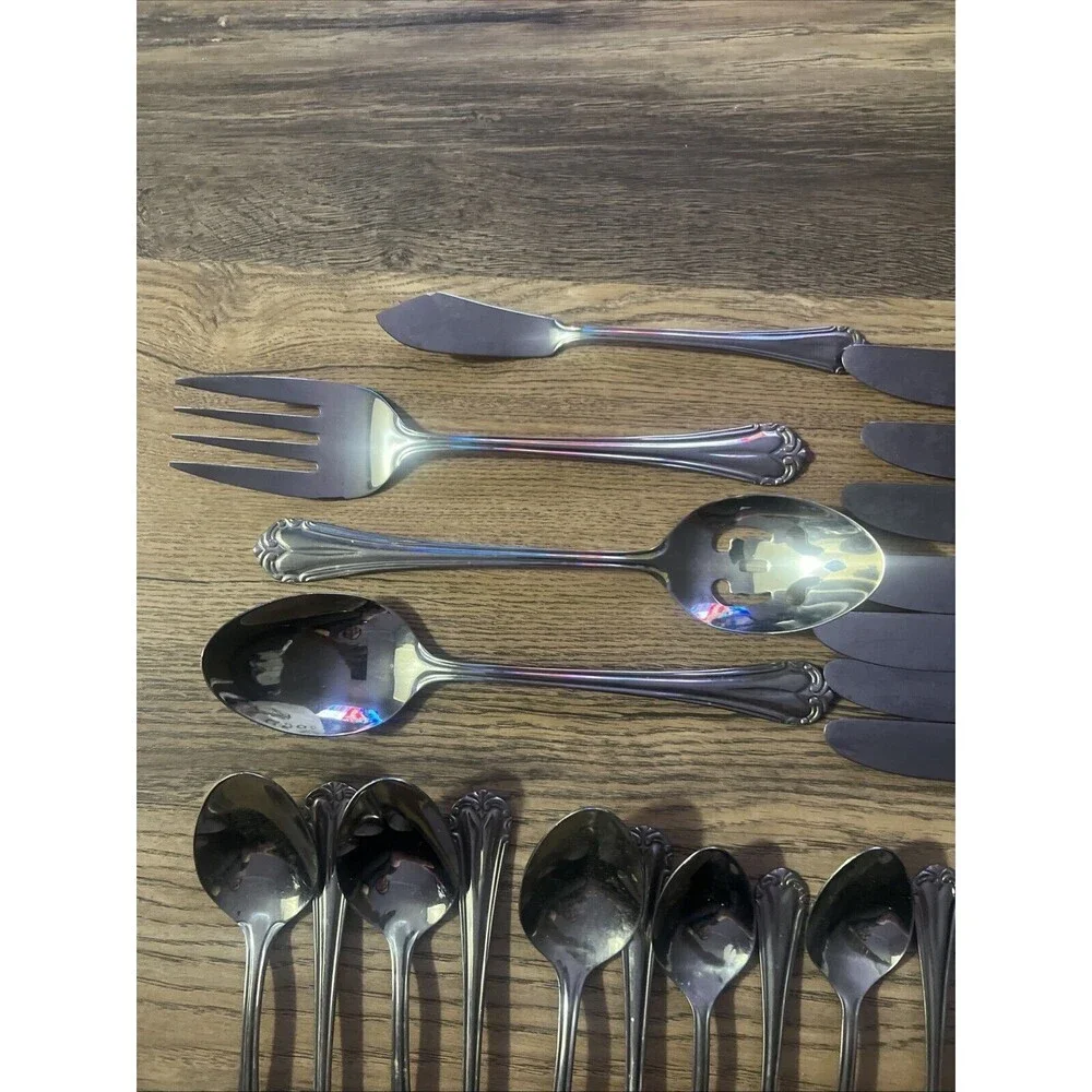 30 Piece Set Hampton Silversmiths Stainless China 215 Forks Spoons Knives